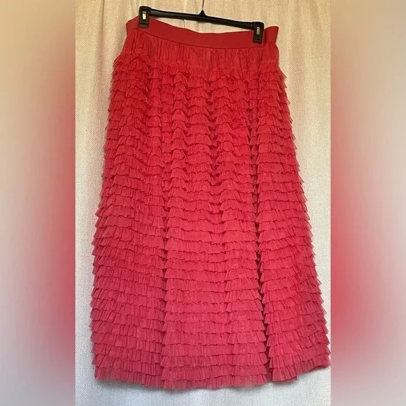 Boden Rachael skirt.  Hard to find!  Sold out quickly - Picture 4 of 10